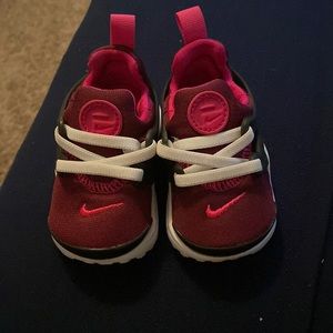 Nike baby pesto